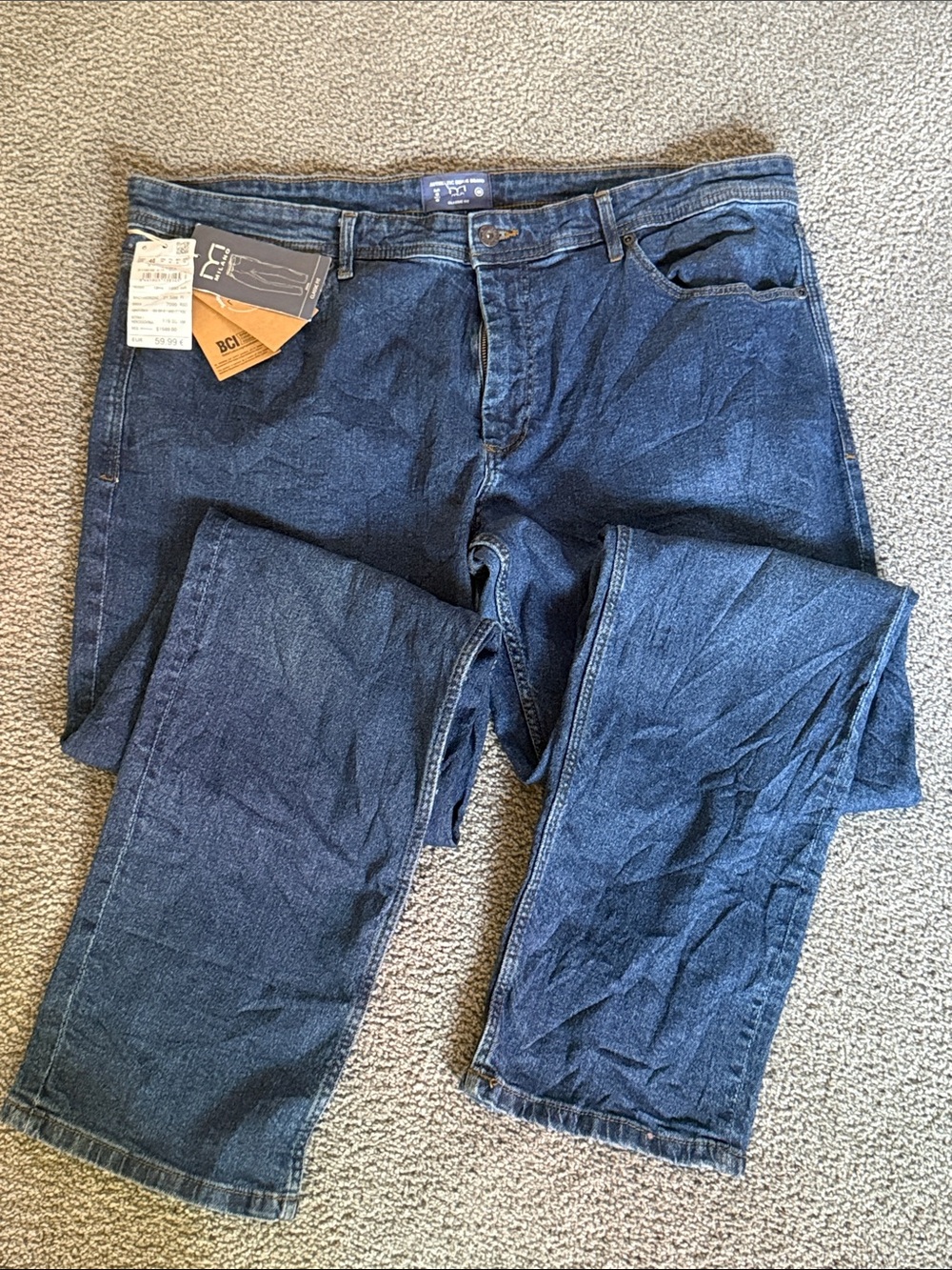Milano MLN Men's Straight Jeans in Dark Blue Denim. Size 40